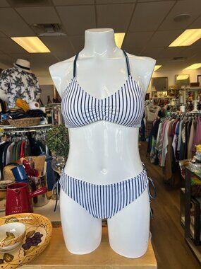 Striped Bikini Set – Size M – Cute Beach Swimwear